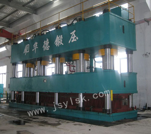 YL32-4500T液壓機