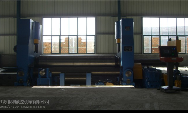 大型上輥萬(wàn)能式卷板機(jī)