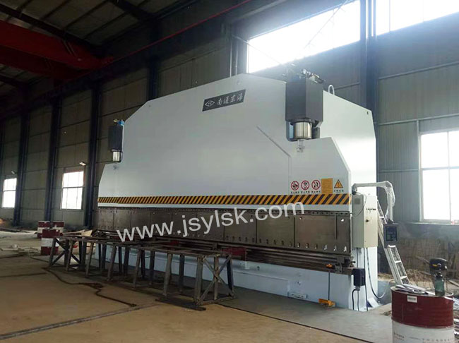 WE67K-800/10000大型折彎機(jī)